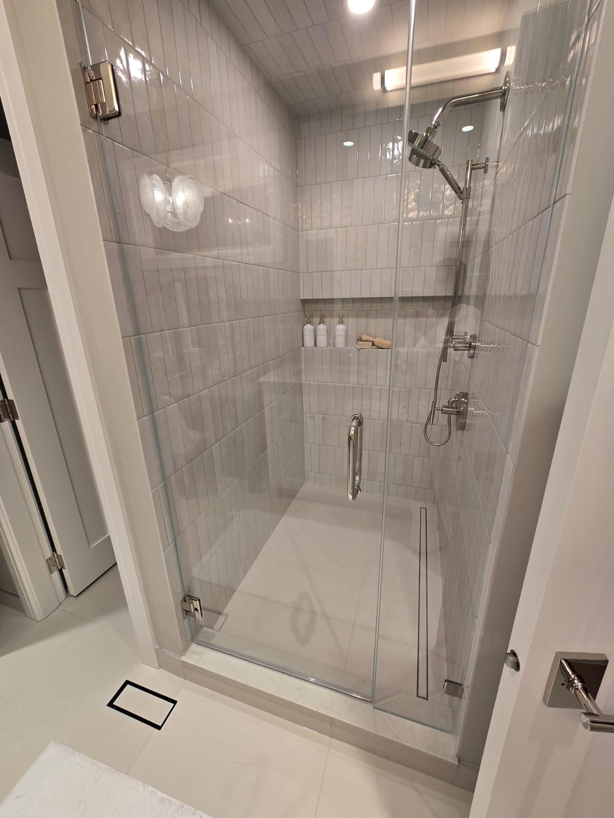 Glass shower detail